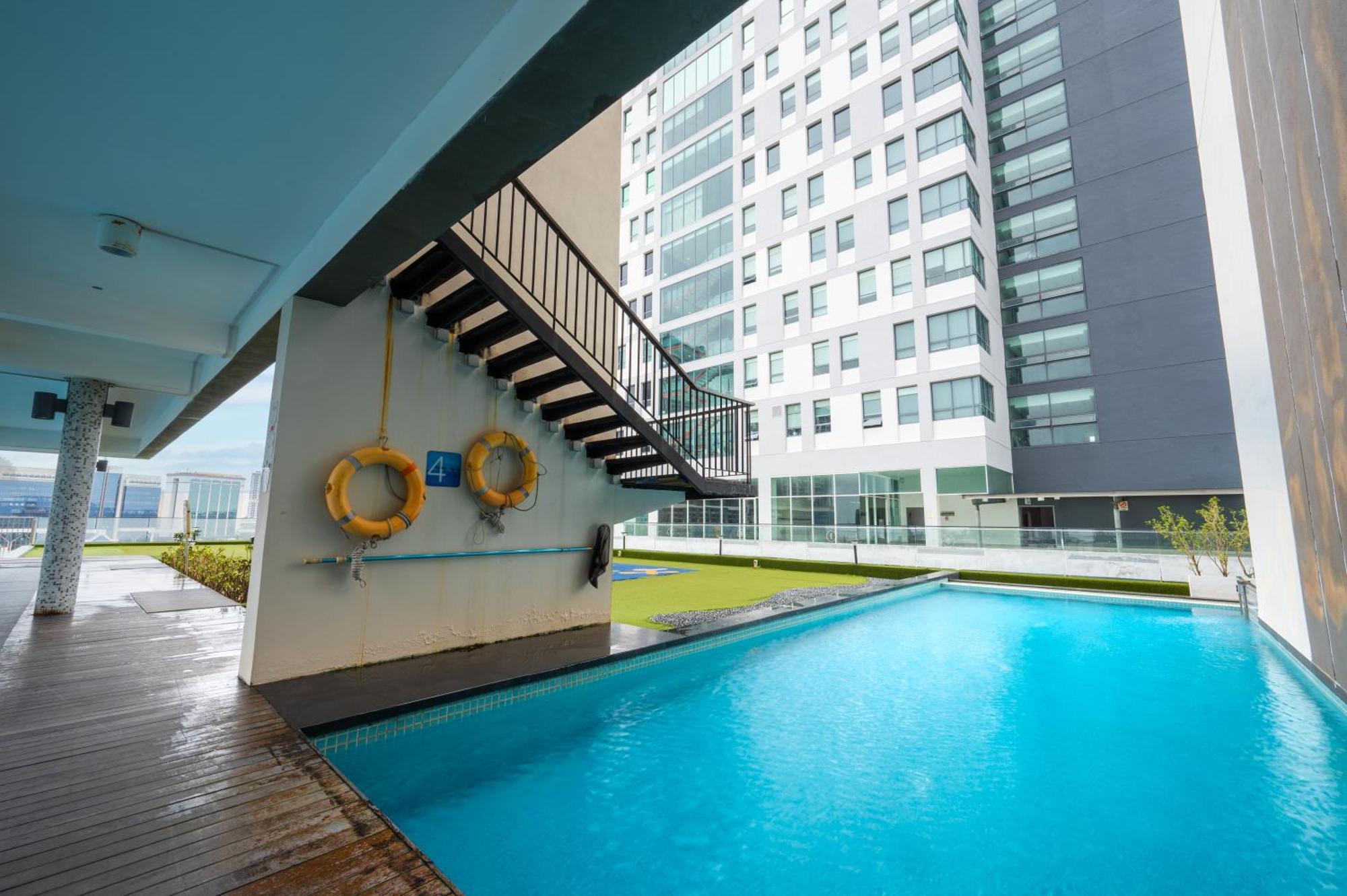 Greystone 99 Suites Malacca Eksteriør billede